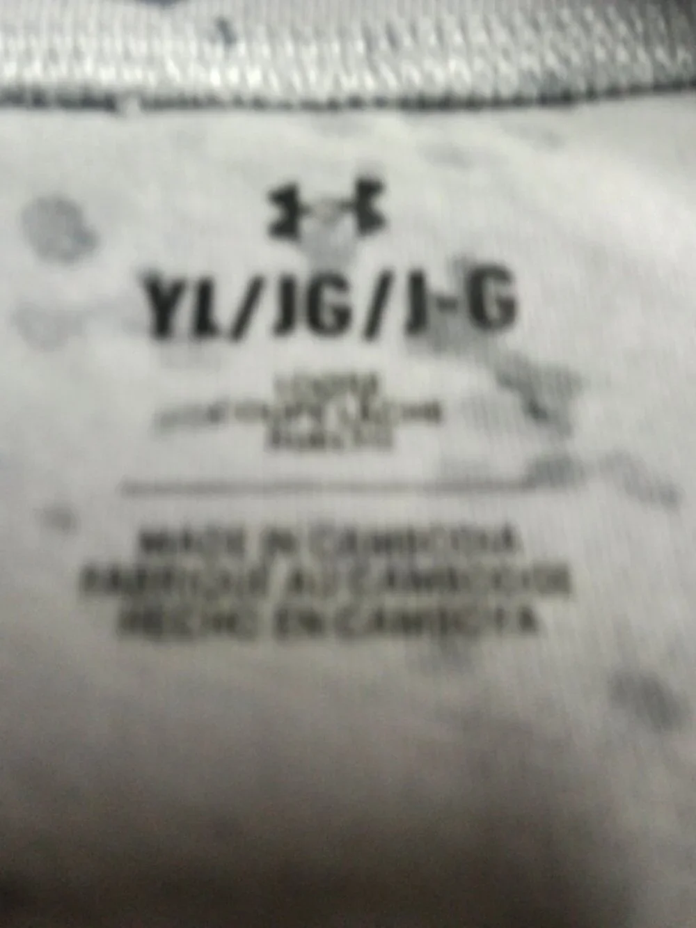 Under Armour T-Shirt Boy's Size Youth Large Loose Gray with Dots Short Sleeves